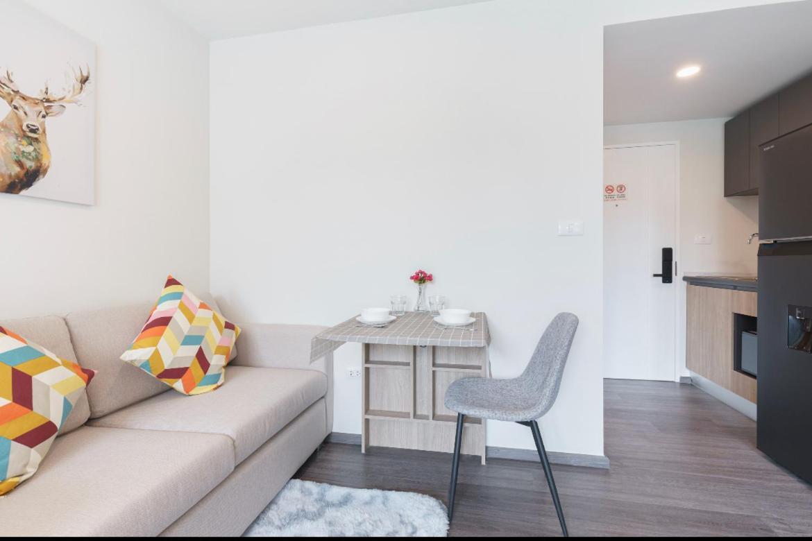 Appartement 沙吞sathon-charoen Nakhon精品公寓